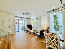 Highland Close (D19), Semi-Detached #625785201